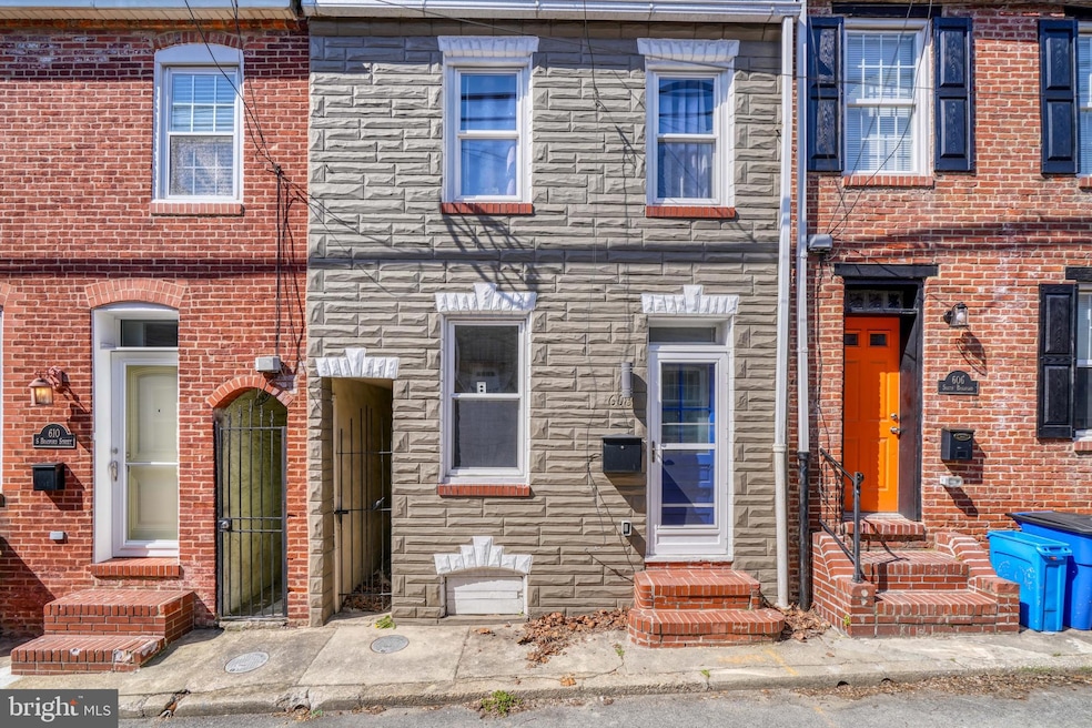 608 S Bradford St, Baltimore, MD 21224 - photo 1