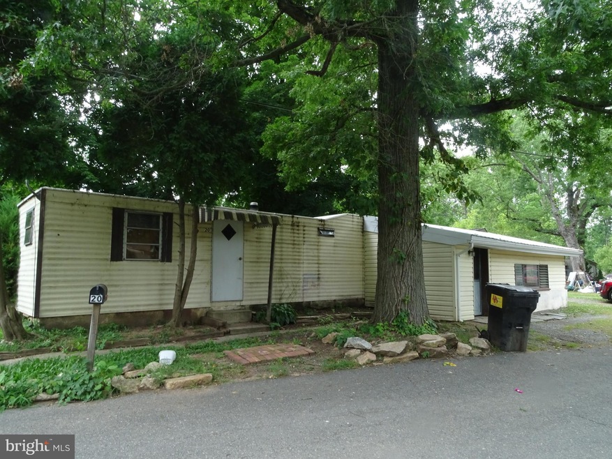 20 Pheasant Ln, Bechtelsville, PA 19505 - photo 1