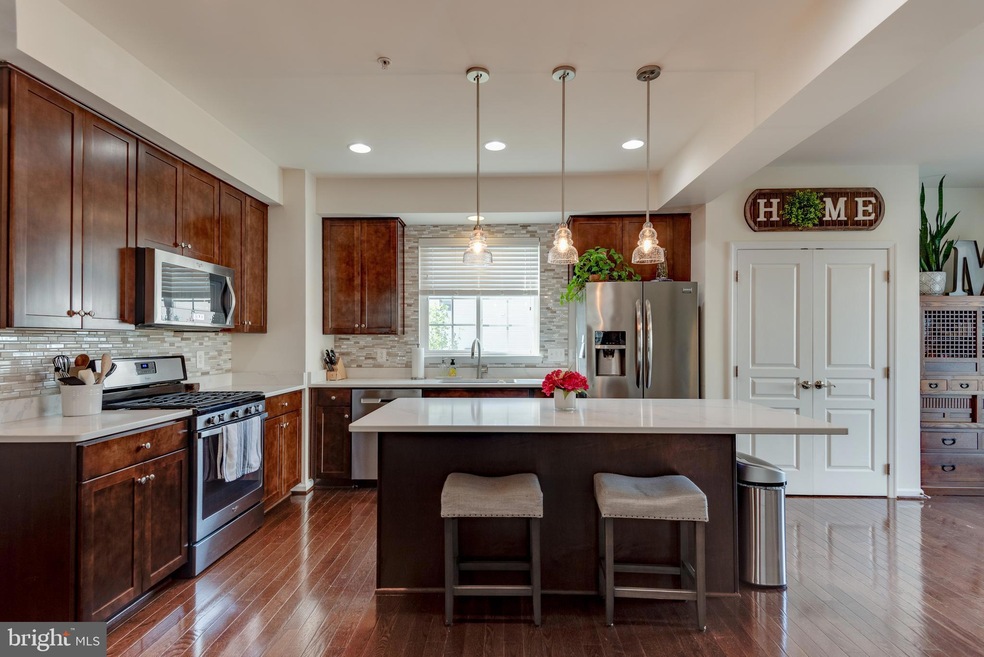 22945 Woodland Park Rd, California, MD 20619 - photo 1