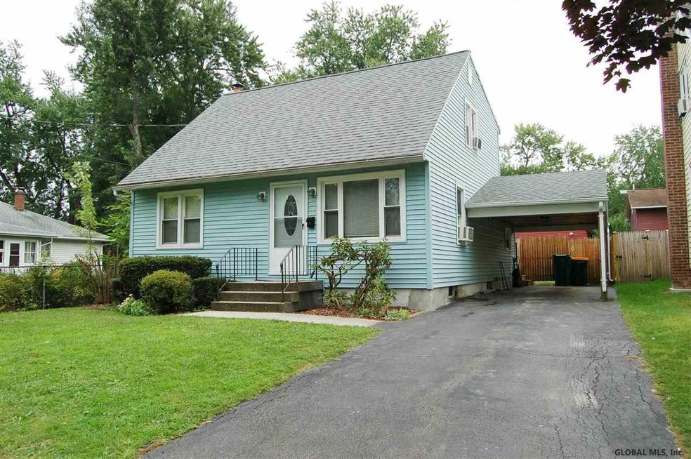 114 Washington Ave W, Rensselaer, NY 12144 - photo 1