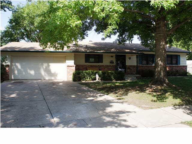 Welcome to 1356 N Murray Ct! Come on in!