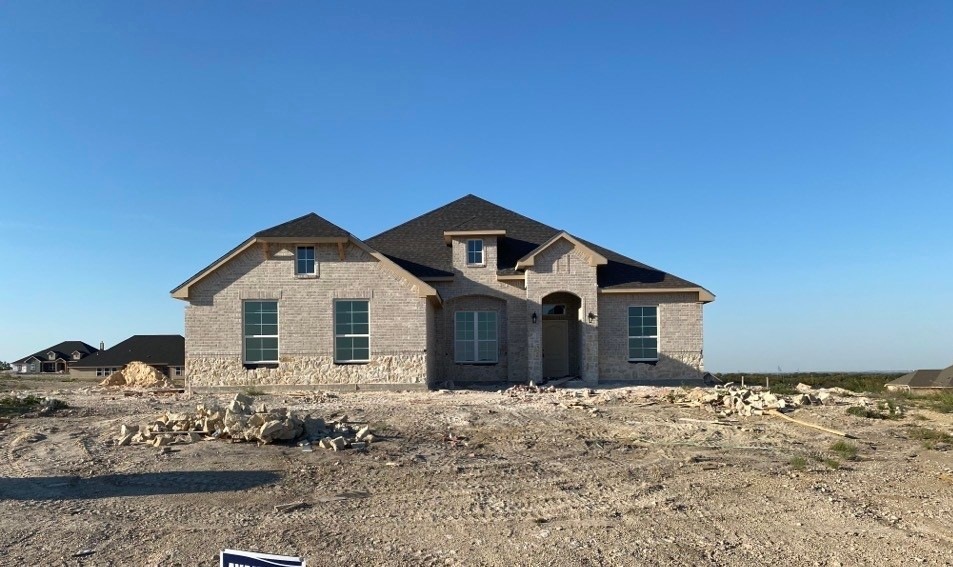 5021 Freestone Dr, Weatherford, TX 76085 - photo 1