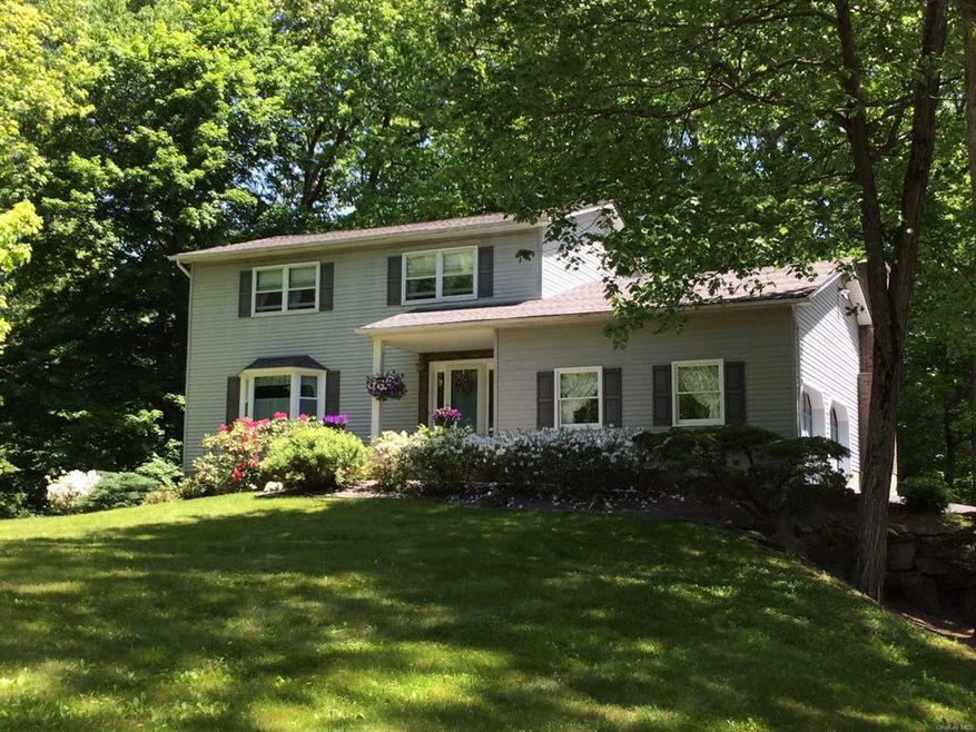 24 Pellbridge Dr, Hopewell Junction, NY 12533 - photo 1