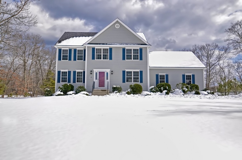 15 Linda Way, Bellingham, MA 02019 - photo 1