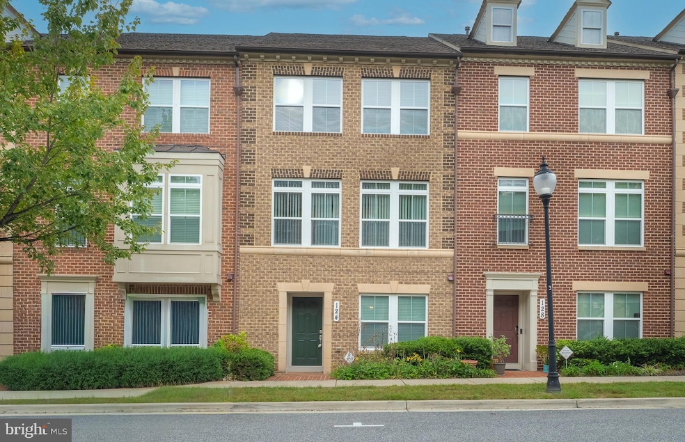 Under Contract $649,500