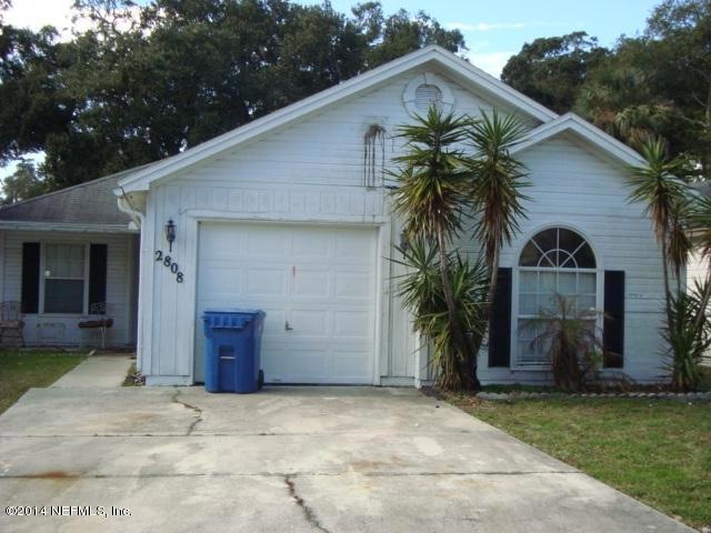 FRONT VIEW OF HOUSE