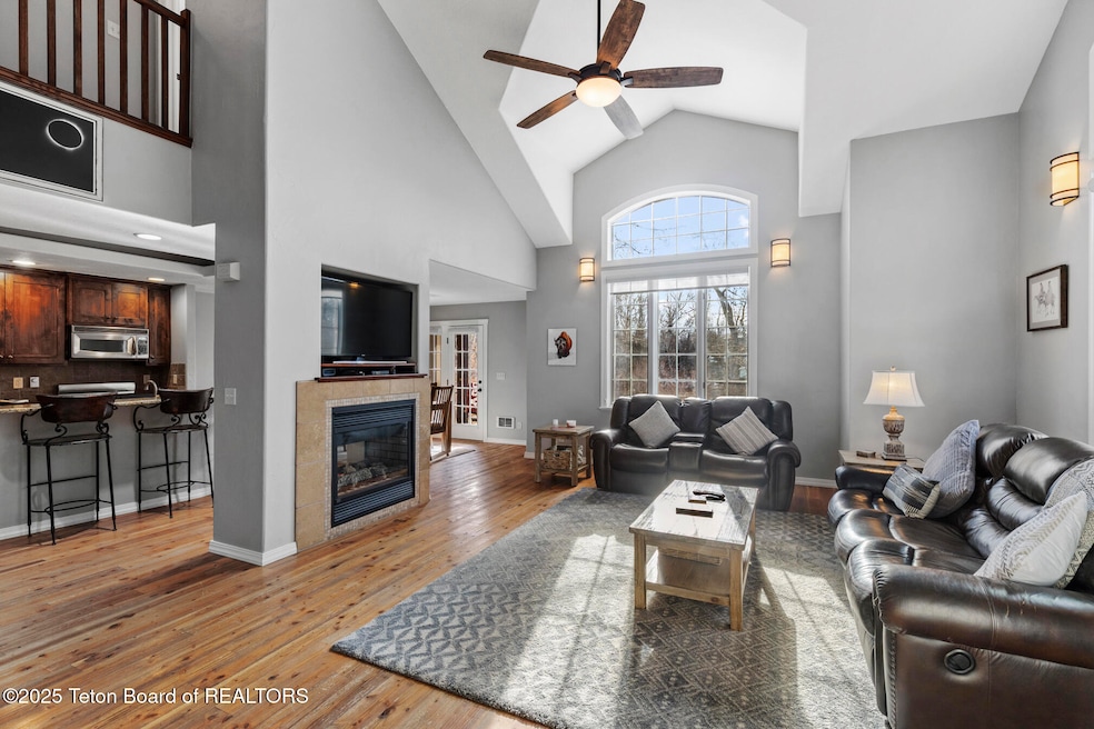 101 Cobble Creek Ln, Driggs, ID 83422 - photo 1