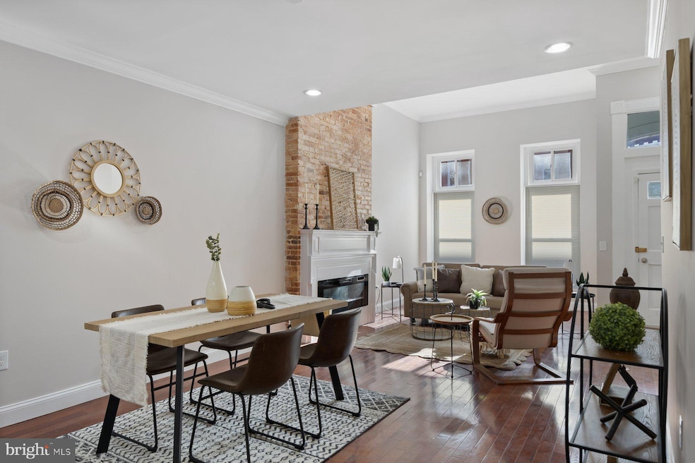 1917 Mcculloh St, Baltimore, MD 21217 - photo 1