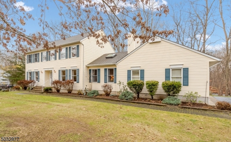 45 Powhatatan Way, Hackettstown, NJ 07840 - photo 1