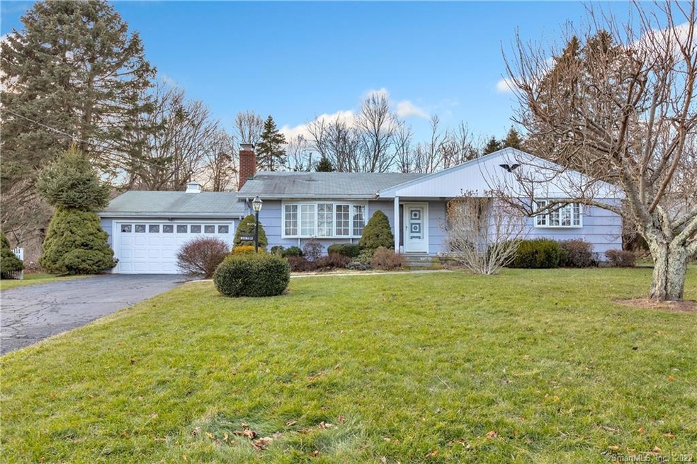 17 Preston Road in Trumbull