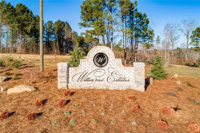 204 Cason Dr, Canton, GA 30114 - photo 1