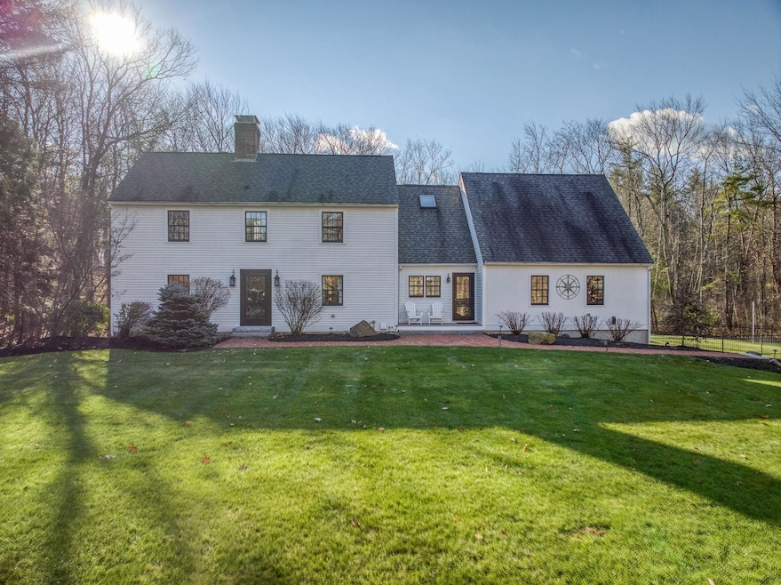 13 Country Farm Rd, Stratham, NH 03885 - photo 1