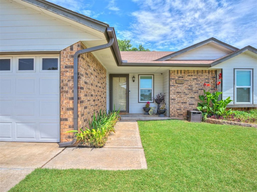 1116 Price Dr, Moore, OK 73160 - photo 1