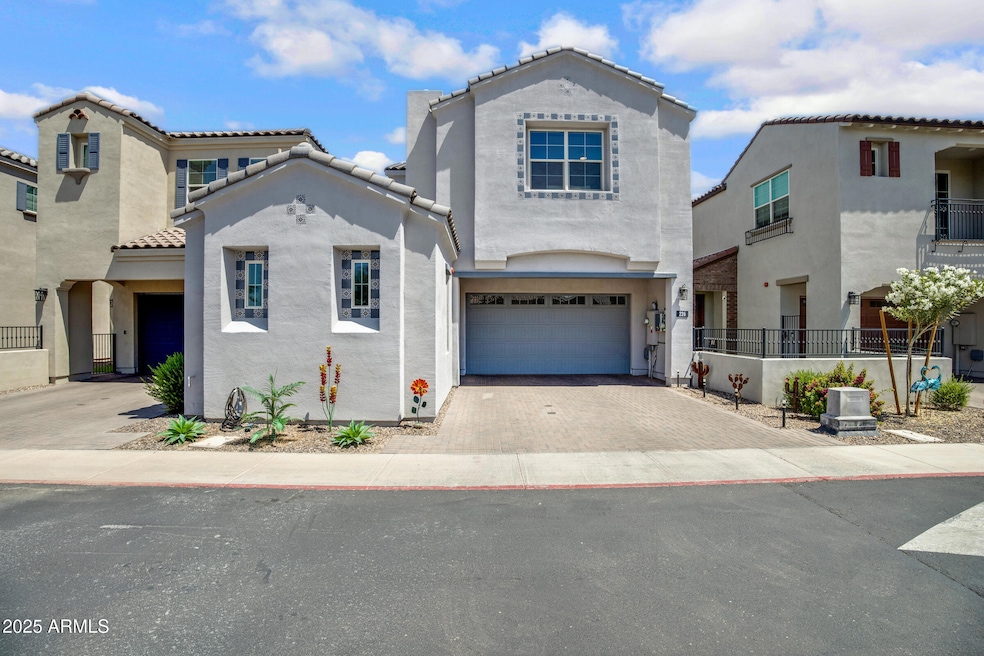 226 E Markwood Dr-1
