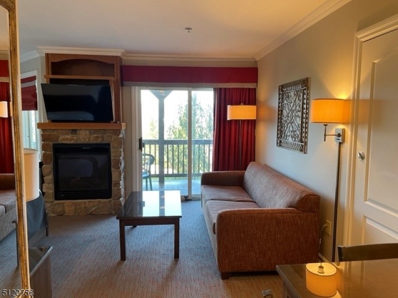 2 Chamonix Dr unit 326, Vernon, NJ 07462 - photo 1