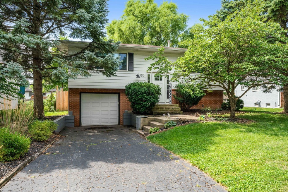 2-web-or-mls-1213-kildale-square-s