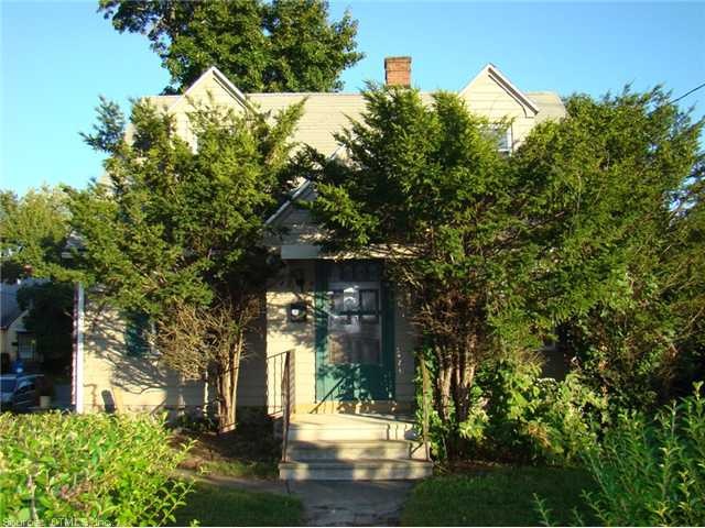 492 Wolcott St, Waterbury, CT 06705 - photo 1