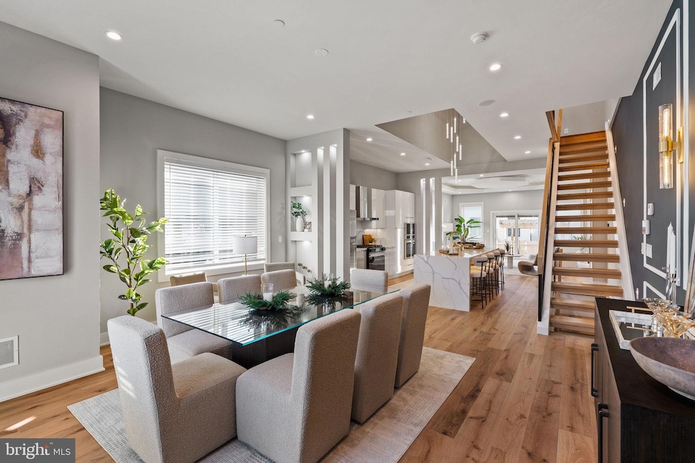 513 Salmon St, Philadelphia, PA 19125 - photo 1