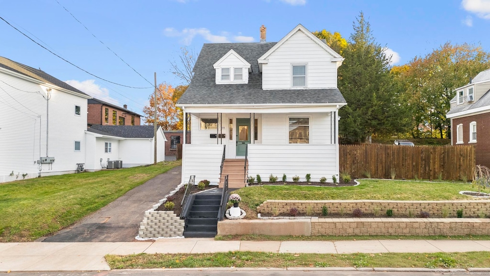 Under Contract $389,000