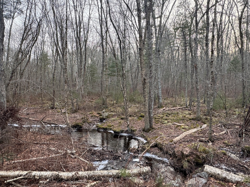 147 Kelly Rd, Dayville, CT 06241 - photo 1