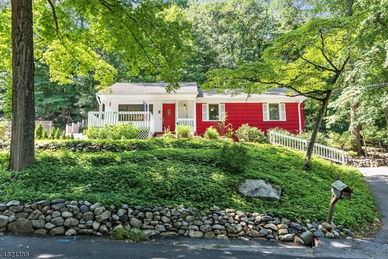 8 The Loop, Ringwood, NJ 07456 - photo 1