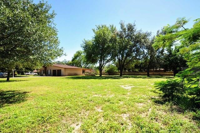 1107 W 3rd St, Weslaco, TX 78596 - photo 1