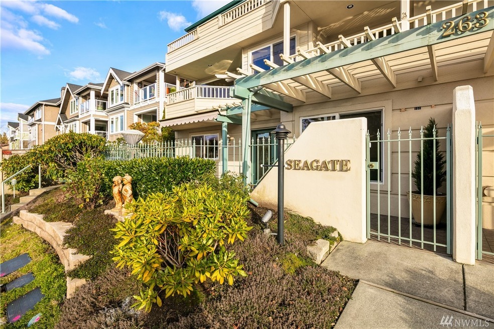 263 4th Ave S unit 101, Edmonds, WA 98020 - photo 1