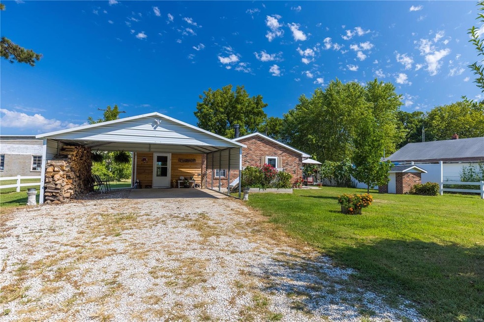 341 Eisenhower St, Rolla, MO 65401 - photo 1