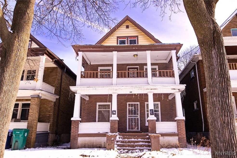 423 17th St unit 2, Niagara Falls, NY 14303 - photo 1