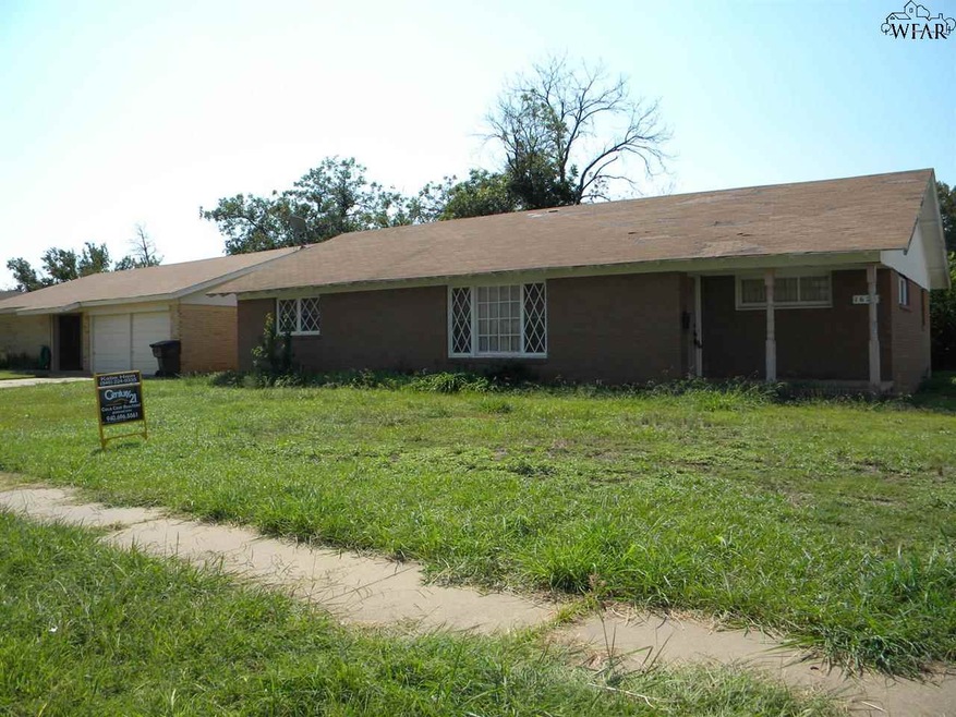 1621 Bert Dr, Wichita Falls, TX 76302 - photo 1