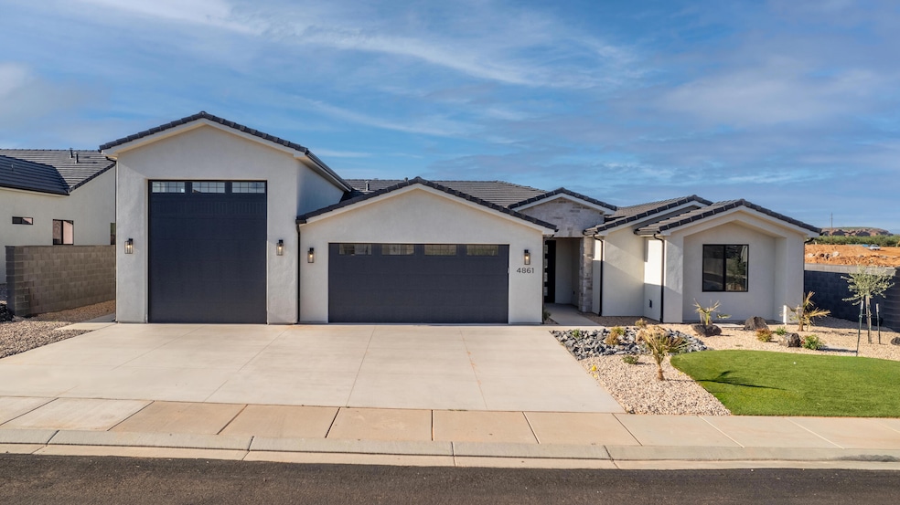 4861 W 2020 S, Hurricane, UT 84737 - photo 1