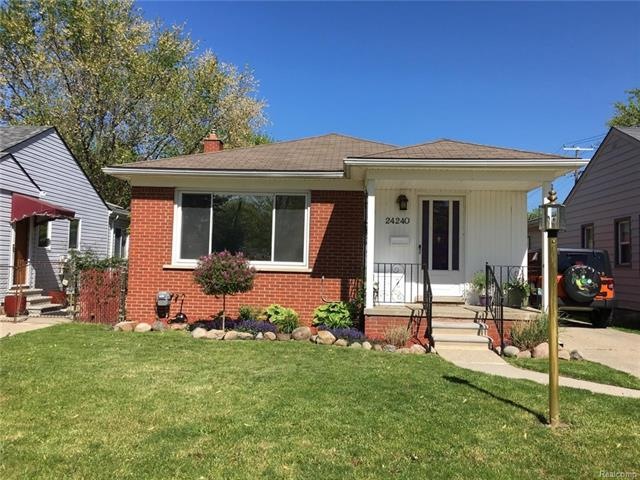 UPGRADED 3-BEDROOM BRICK RANCH W GREAT CURB APPEAL