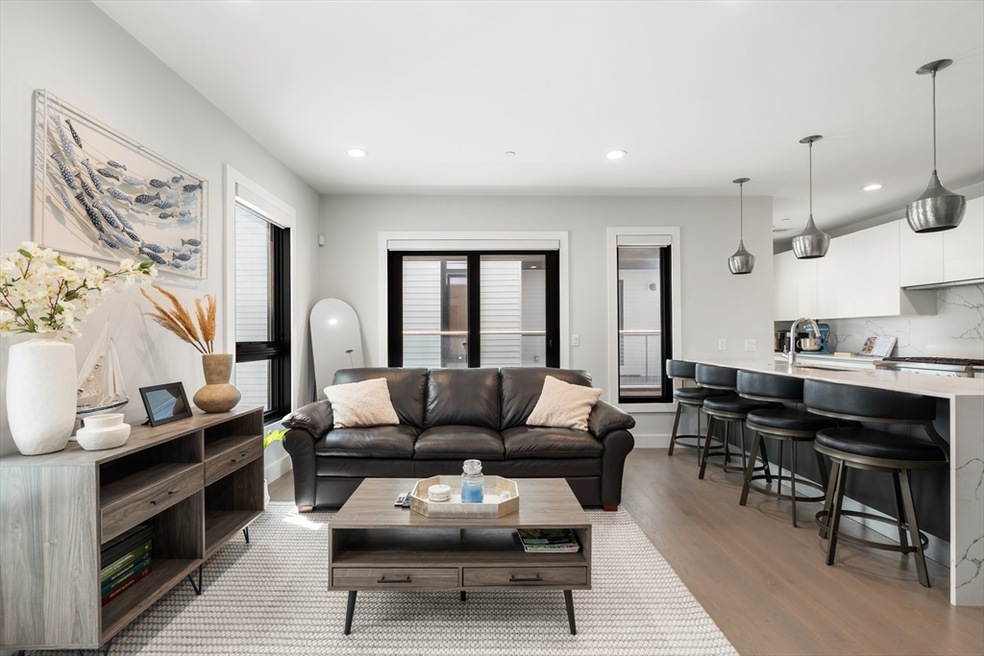 39 A St unit 16, Boston, MA 02127 - photo 1