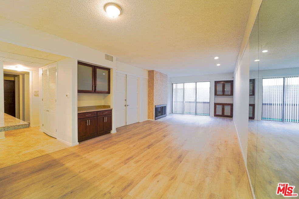 Sold $825,000 • Co-Listing Agent