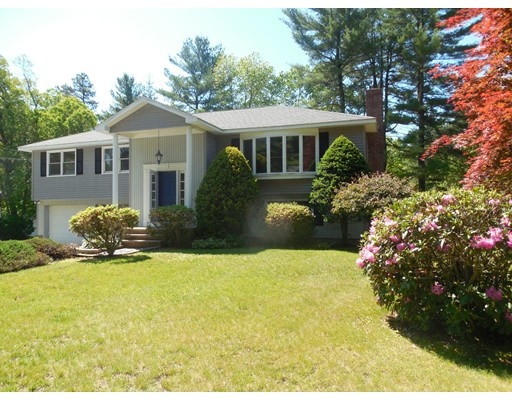 14 Skyview Dr, Ware, MA 01082 - photo 1