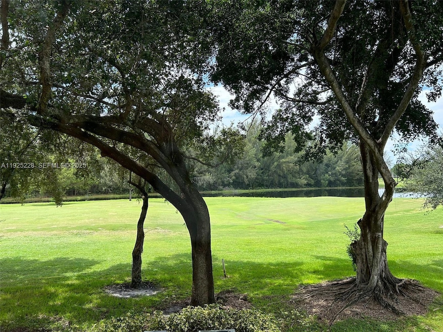 1000 SW 125th Ave unit 214N, Pembroke Pines, FL 33027 - photo 1