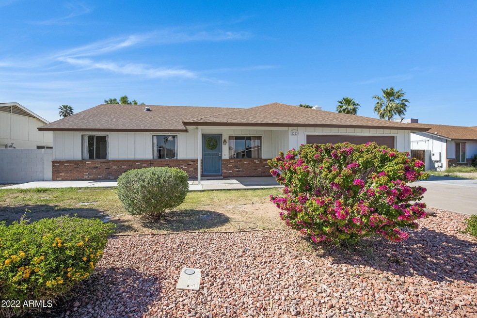 2202 E Frye Rd, Chandler, AZ 85225 - photo 1