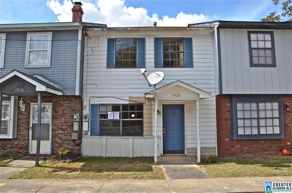 1920 Springlake Ct, Birmingham, AL 35215 - photo 1