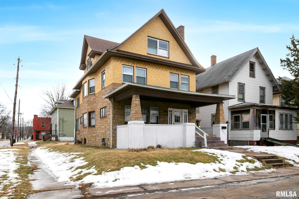 1201 Glenhurst Ct, Rock Island, IL 61201 - photo 1