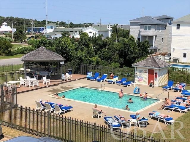 200 E Martin St unit 208, Kill Devil Hills, NC 27948 - photo 1