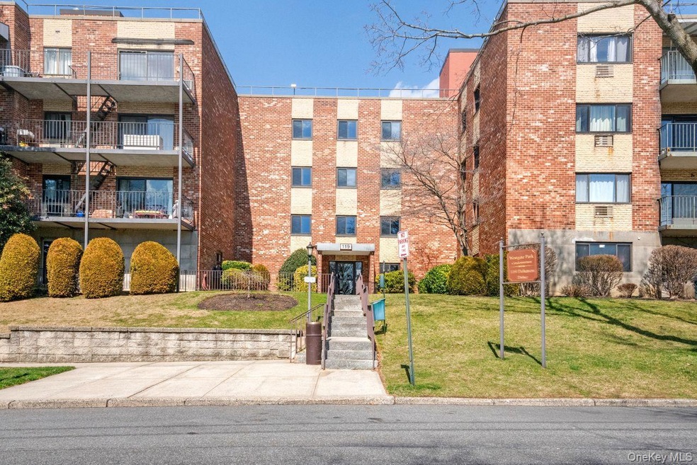 Westgate Park Condominium unit 236, Yonkers, NY 10703 - photo 1