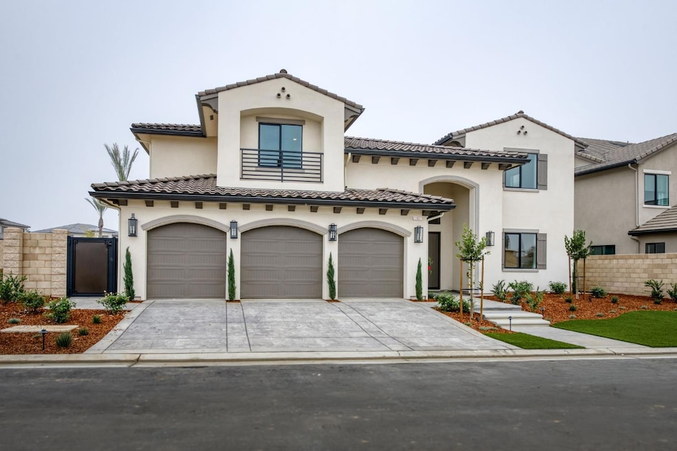 11637 N Trevino Ln, Fresno, CA 93730 - photo 1