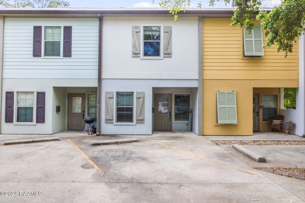 1-web-or-mls-701 Taft St 6-16
