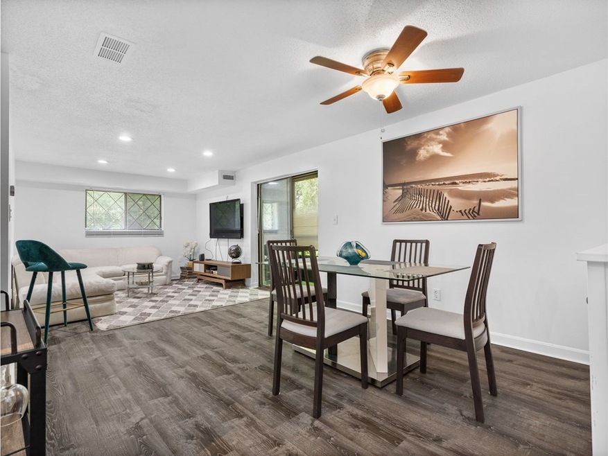 7 Greenbriar Dr unit 111, North Reading, MA 01864 - photo 1