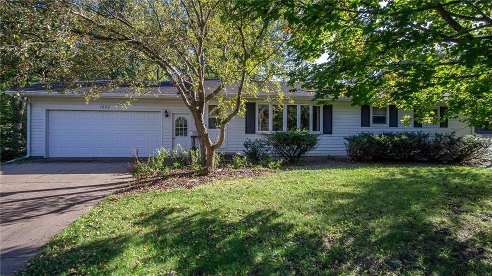 1620 4th Ave N, Menomonie, WI 54751 - photo 1