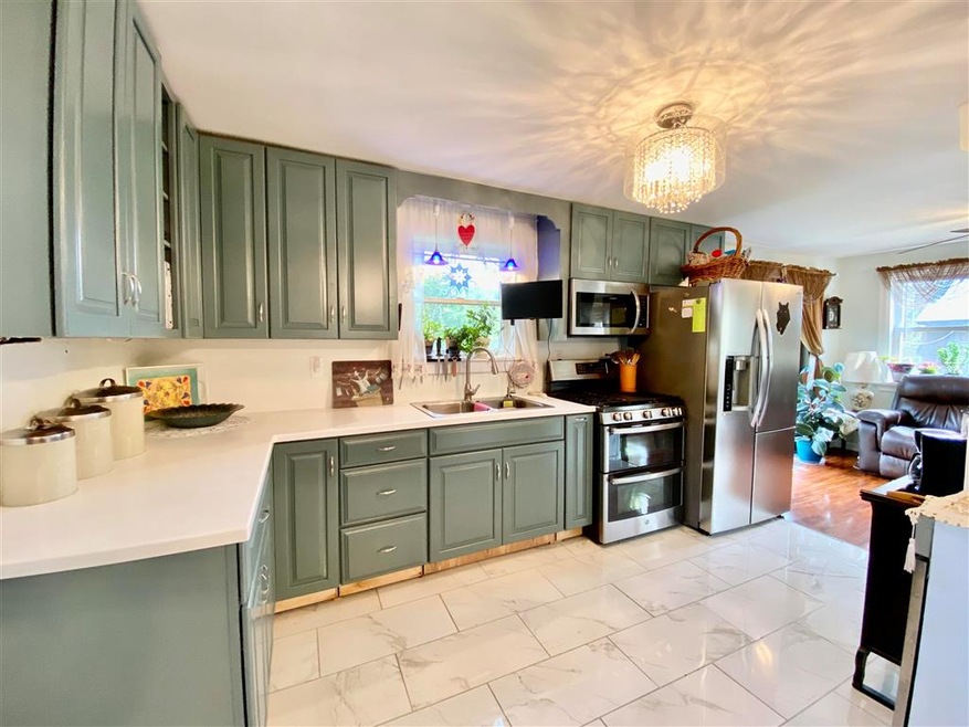 134 Unity Rd, Newport, NH 03773 - photo 1