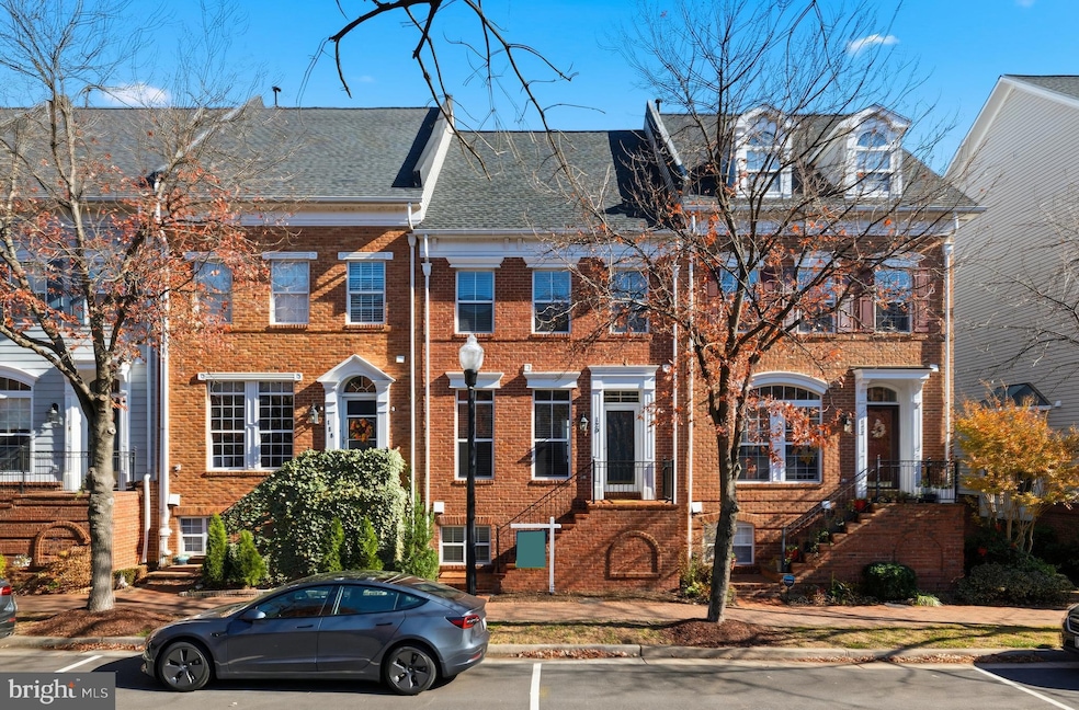 120 Cameron Station Blvd, Alexandria, VA 22304 - photo 1