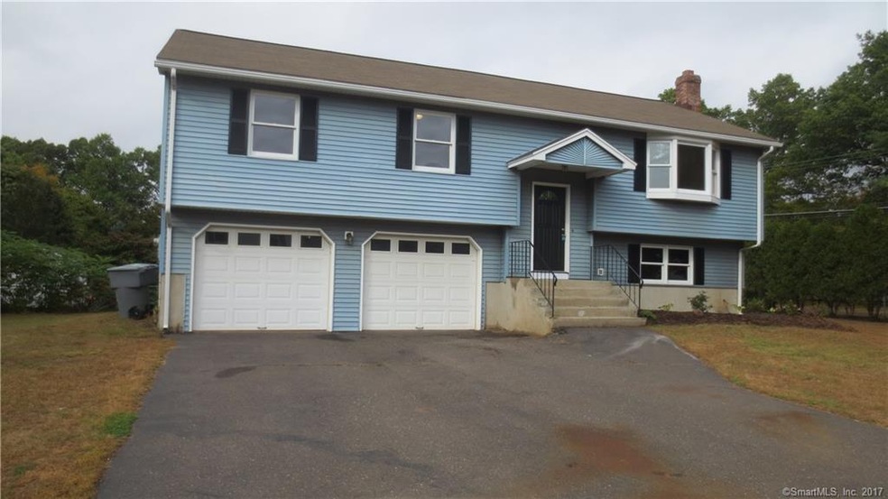 1 Farmstead Cir, Enfield, CT 06082 - photo 1