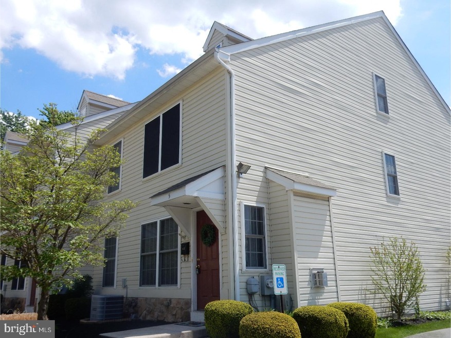 116 E Moreland Ave unit A5, Hatboro, PA 19040 - photo 1