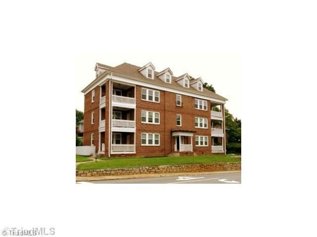 1717 W 1st St unit 1, Winston Salem, NC 27104 - photo 1